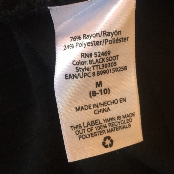 Time & Tru Black LS Sweater - Picture 12 of 13